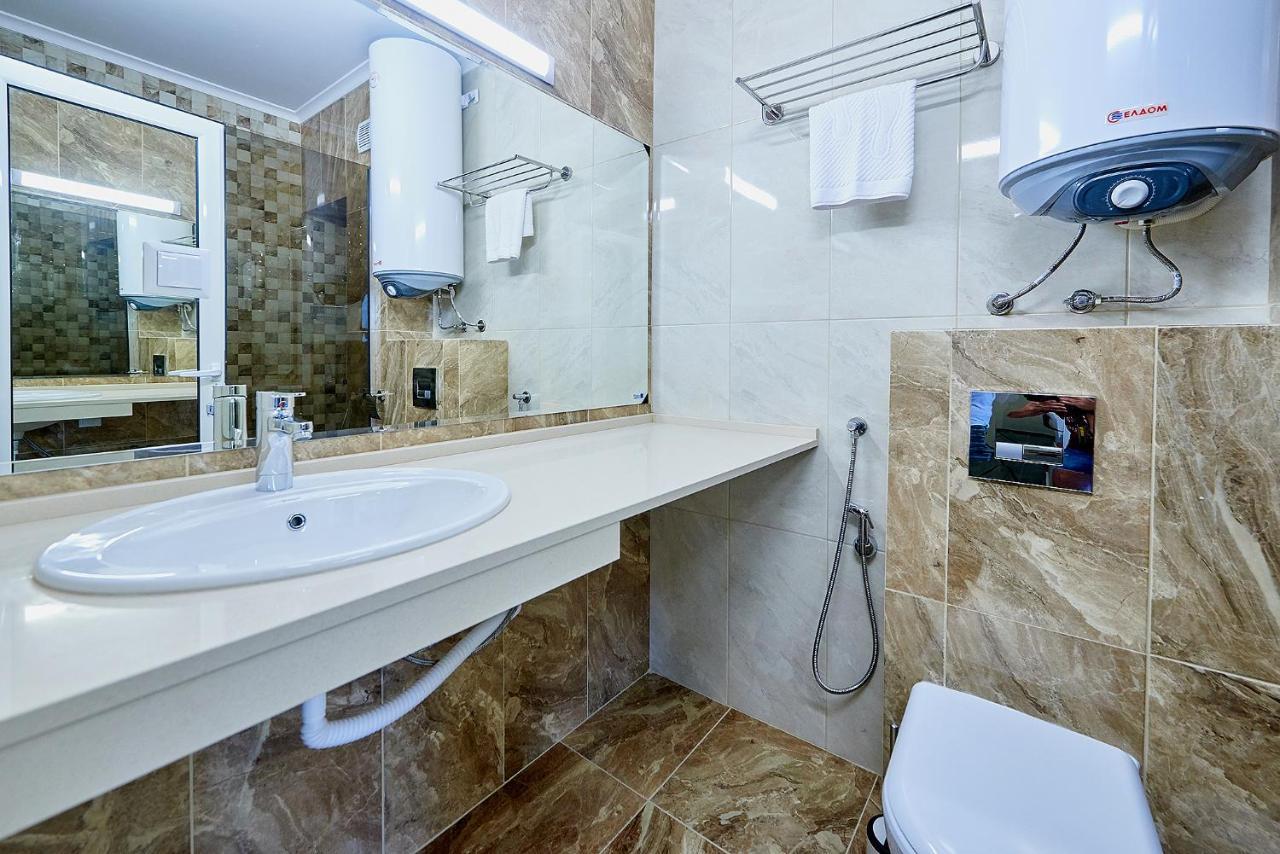 Crotiria Beach - Aparthotel Pomorie Bagian luar foto
