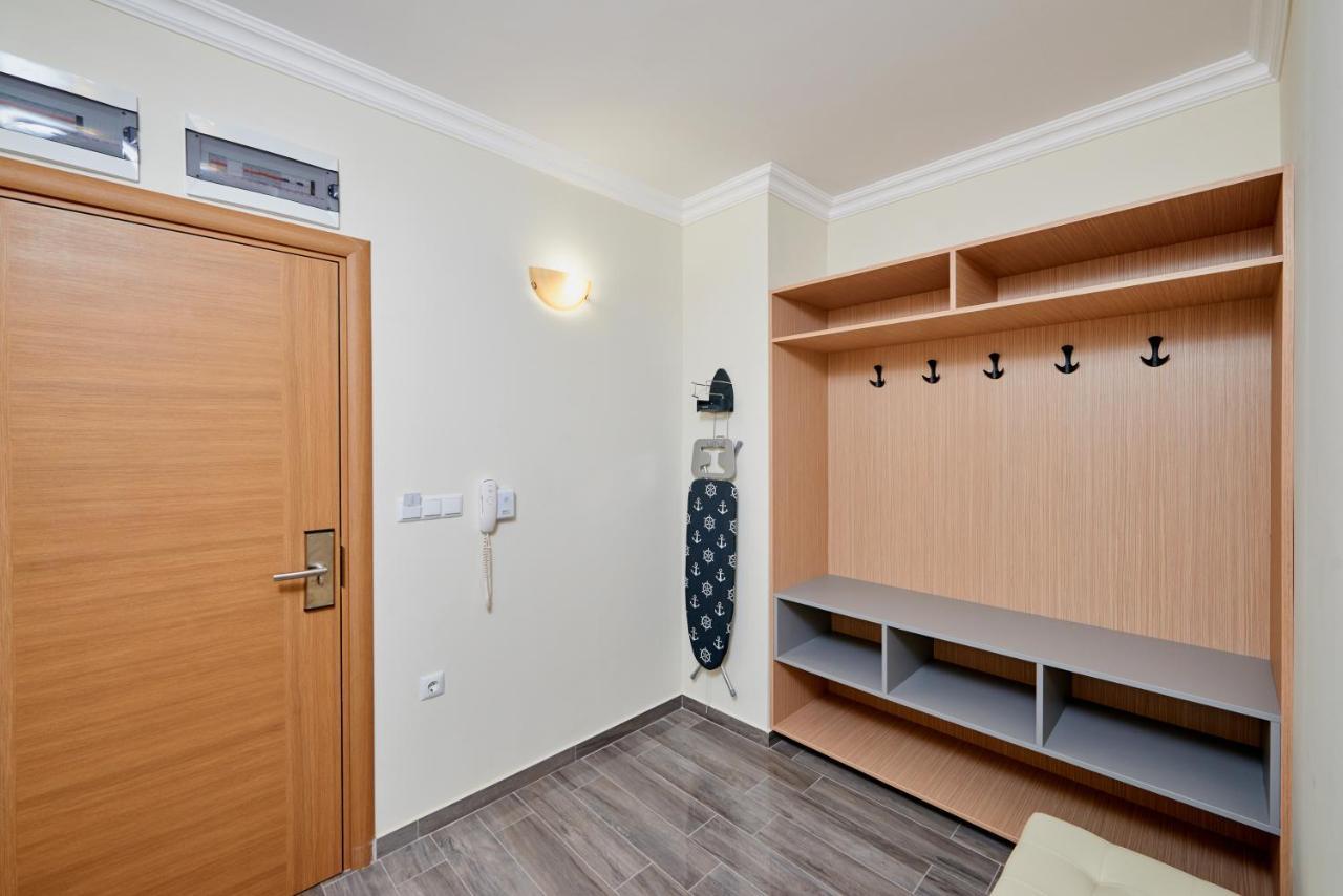 Crotiria Beach - Aparthotel Pomorie Bagian luar foto