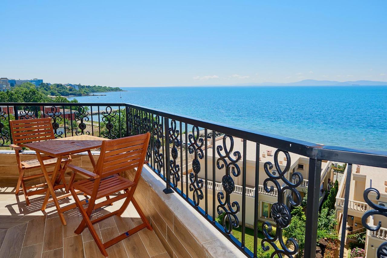 Crotiria Beach - Aparthotel Pomorie Bagian luar foto