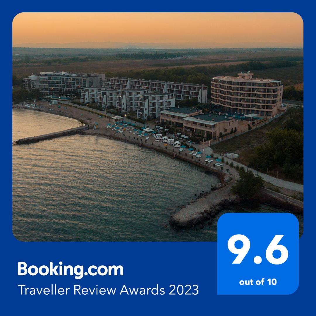 Crotiria Beach - Aparthotel Pomorie Bagian luar foto